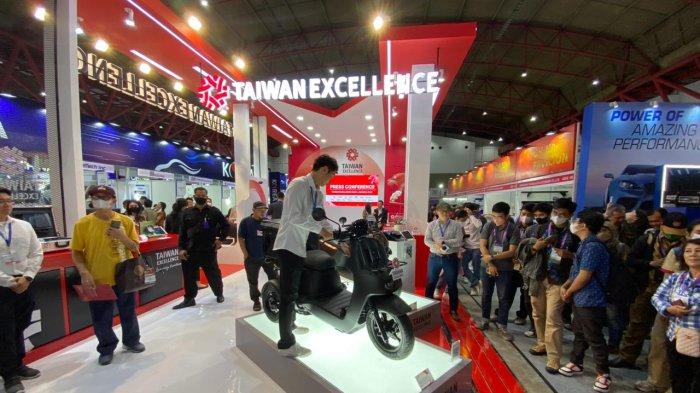 Indonesia International Motor Show 2025 Sorotan Mobil Listrik