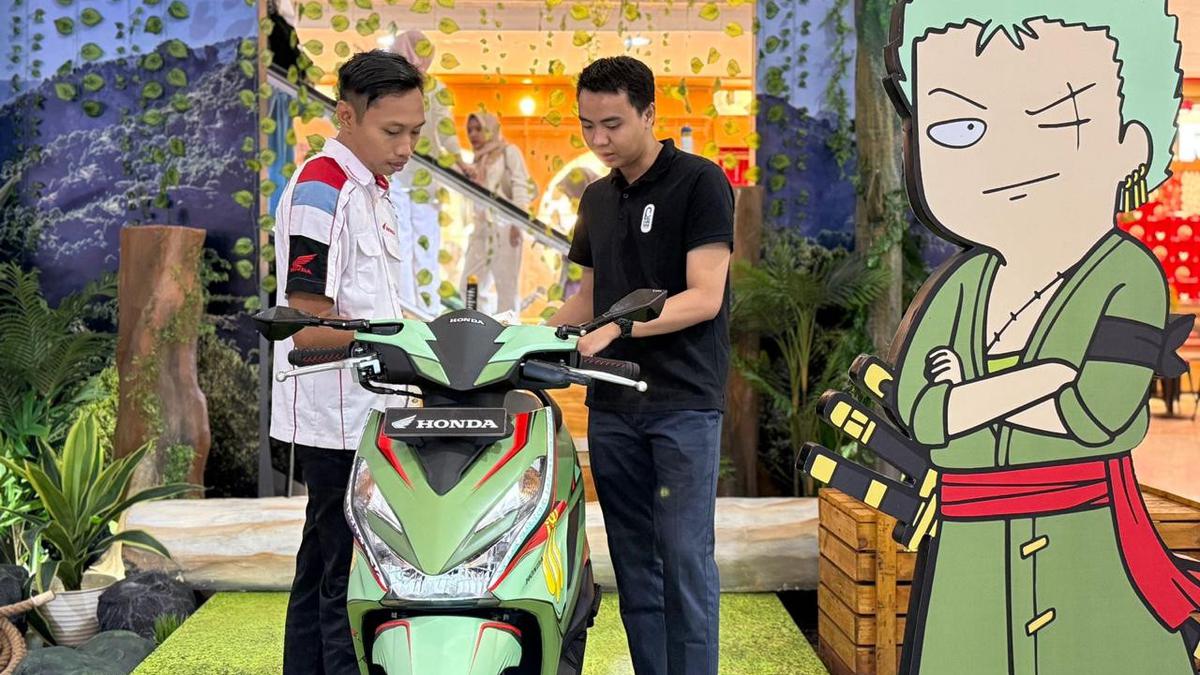 Fans One Piece Harus Tahu, Zoro dan Sanji Tampil di Mall Surabaya