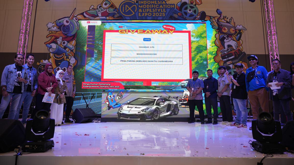 Dua Orang Beruntung Bawa Pulang Mobil Modifikasi Eksklusif