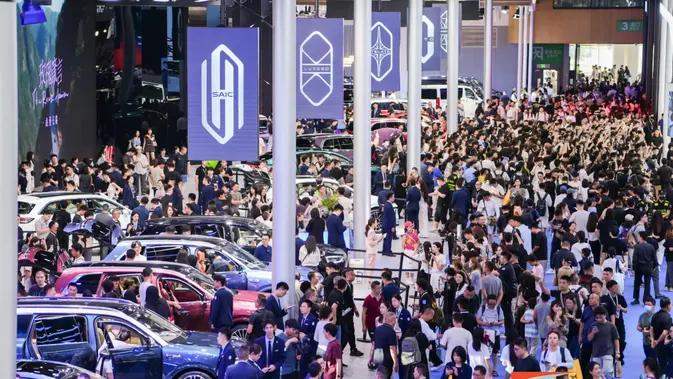 Mobil Listrik di China Kini Lebih Tangguh, Rata-Rata Tempuh 528 Km Sekali Cas