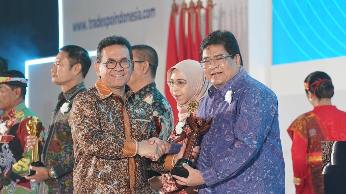 Perjalanan Toyota Indonesia dari Kijang ke Elektrifikasi Mendapat Penghargaan Bergengsi