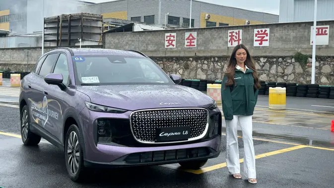 Laporan dari Cina: Cerita Miss Universe Indonesia Sanly Liu tentang Fitur Parkir Otomatis LEPAS L8