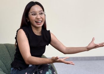 MacBook Pro Hadiah Ayah Jadi Senjata Utama Amanda Mitsuri Dalam Membesarkan Massicot