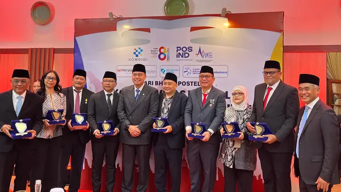 Kita Perlu Menguasai Teknologi Digital
