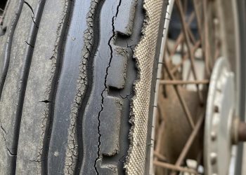Tiga Tanda Ban Skutik Tidak Layak Digunakan